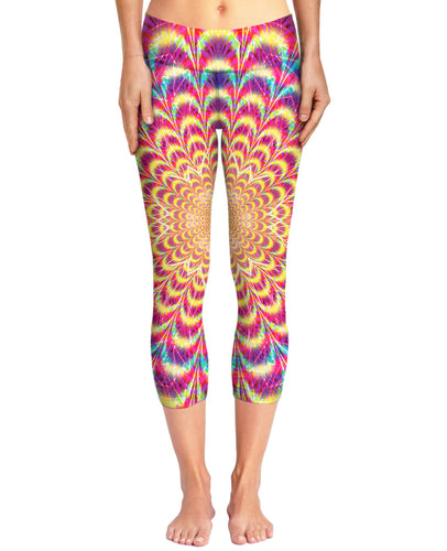 Carousel Capri Yoga Pants - Store.ml